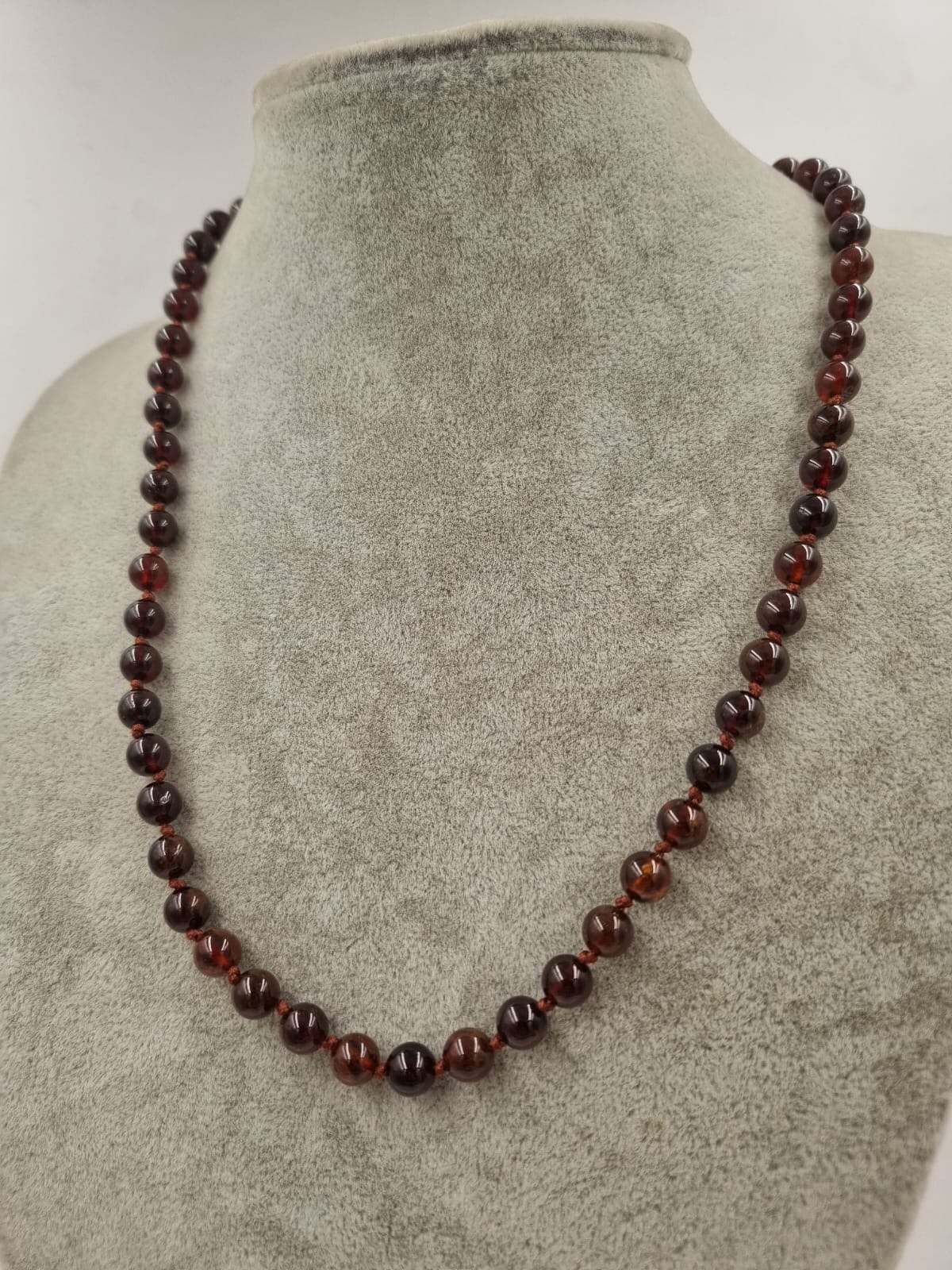 Garnet (Granat-Lal) 6mm/50cm