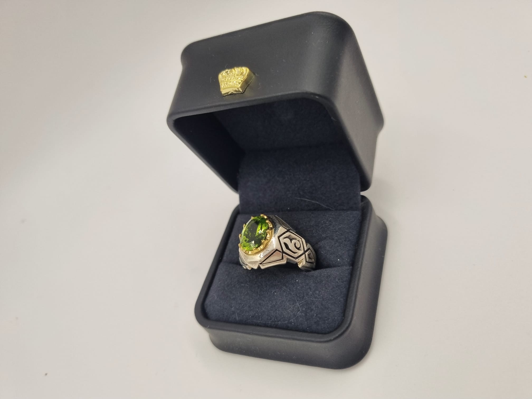 Peridot Özel Tasarım Gümüş Yüzük