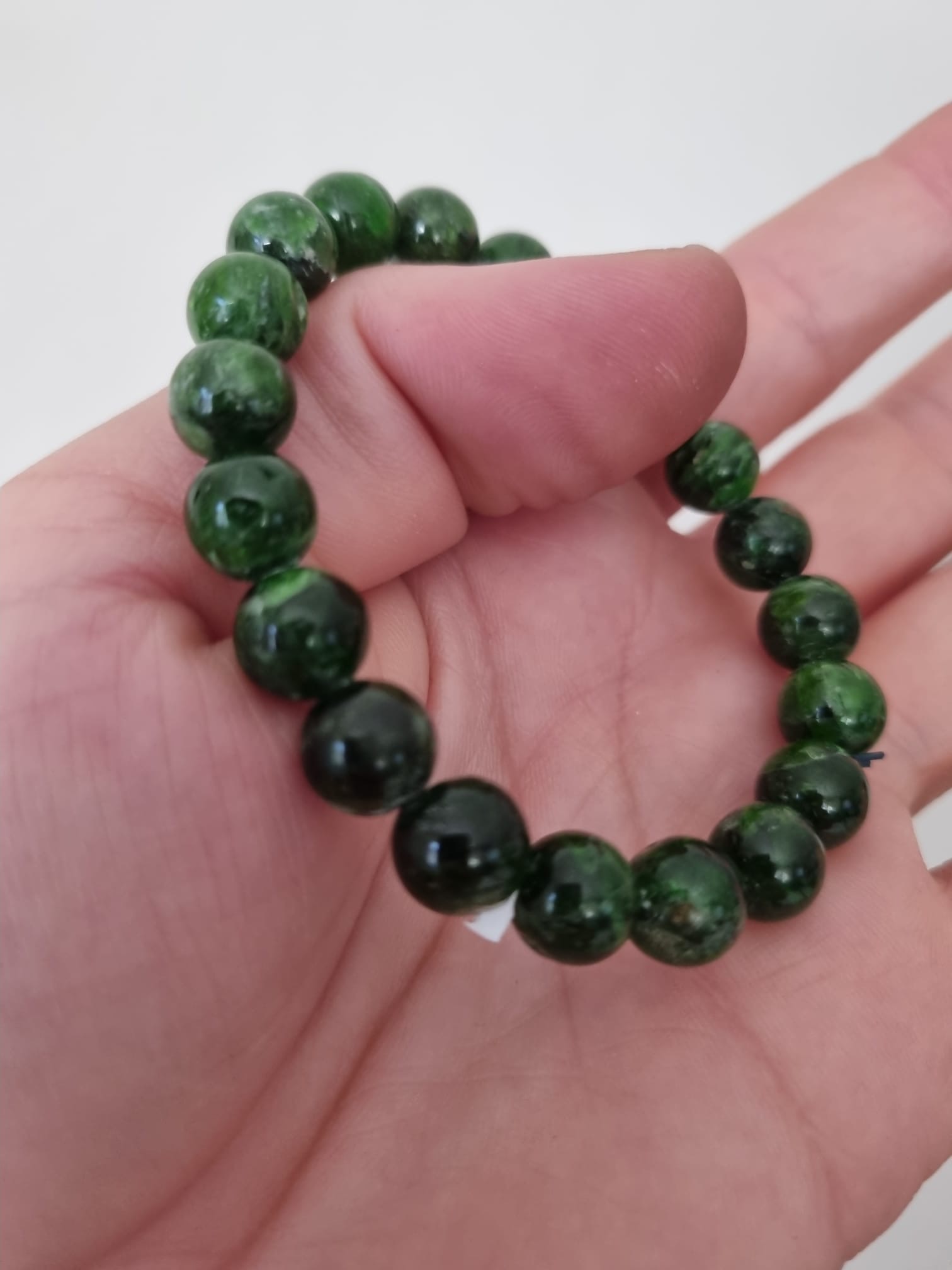 Doğal Diopsit Taşı Bileklik – 8 mm