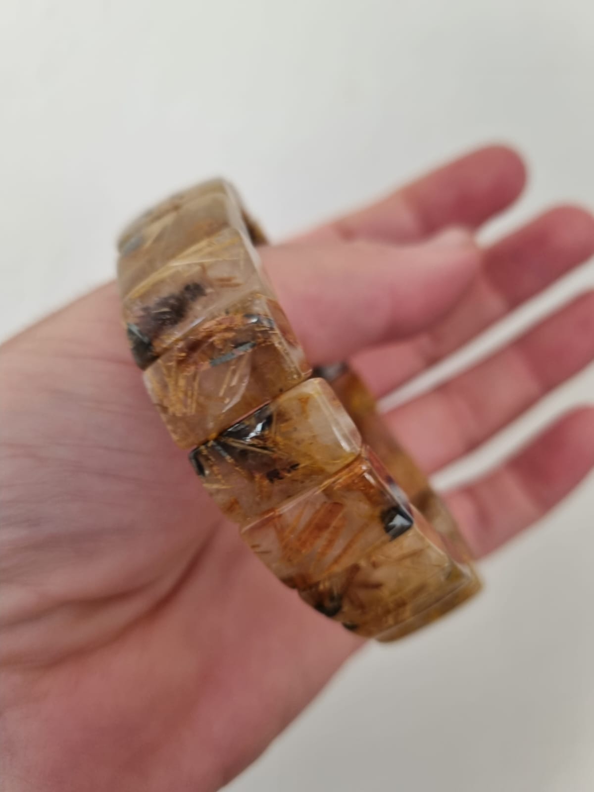 Golden Healer Taşı Bileklik – Özel Kesim Fosillli