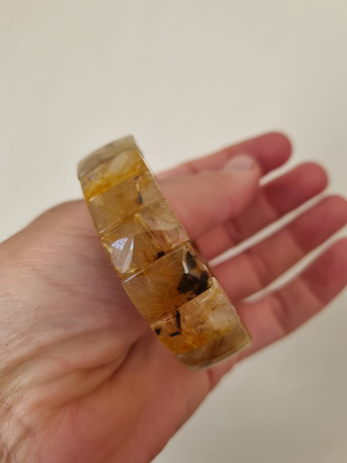 Golden Healer Bileklik – Fosilli Özel Kesim
