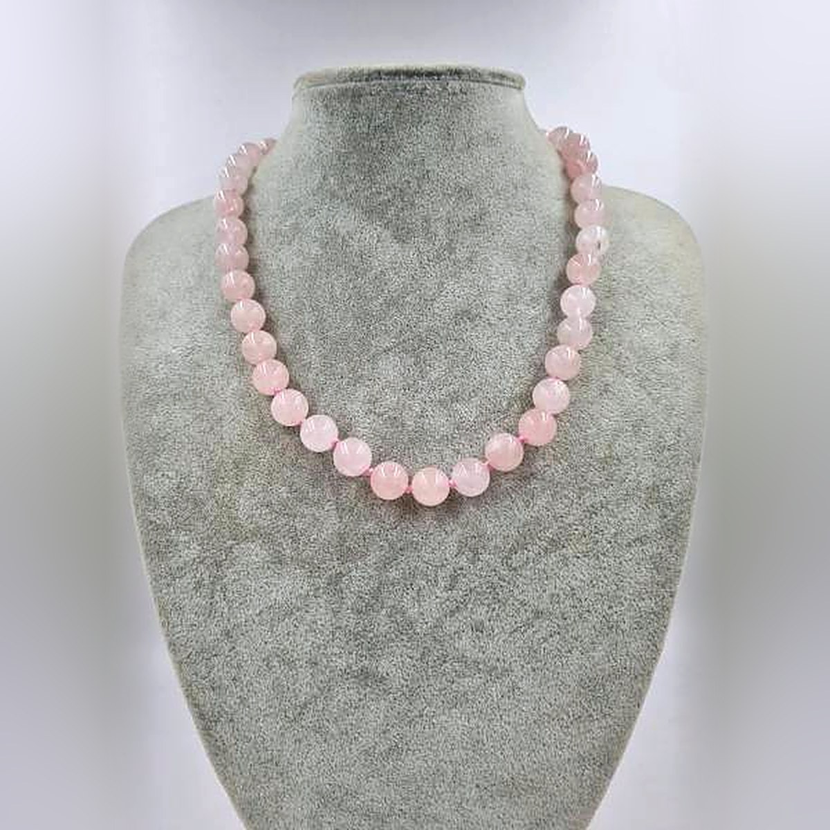 Madagaskar Pembe Kuvars 10mm Kolye
