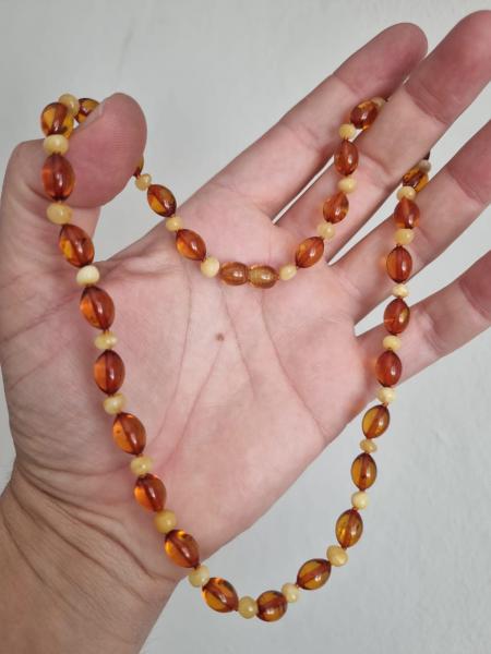 Doğal Bal ve Kabuk Kehribar Kolye – Arpa Kesim (45 cm)
