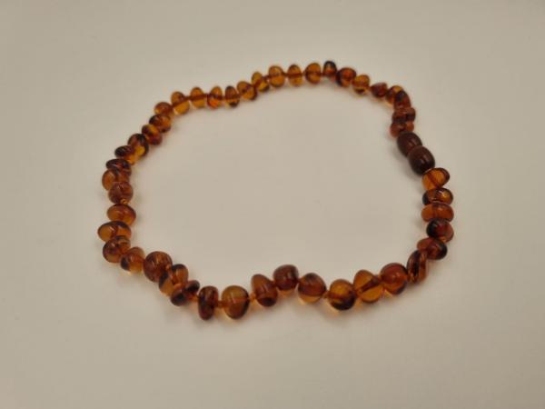 Kehribar Bebek Kolyesi