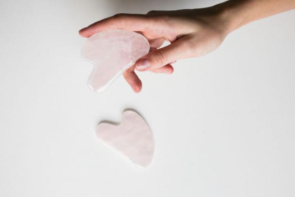 Pembe Kuvars Gua Sha